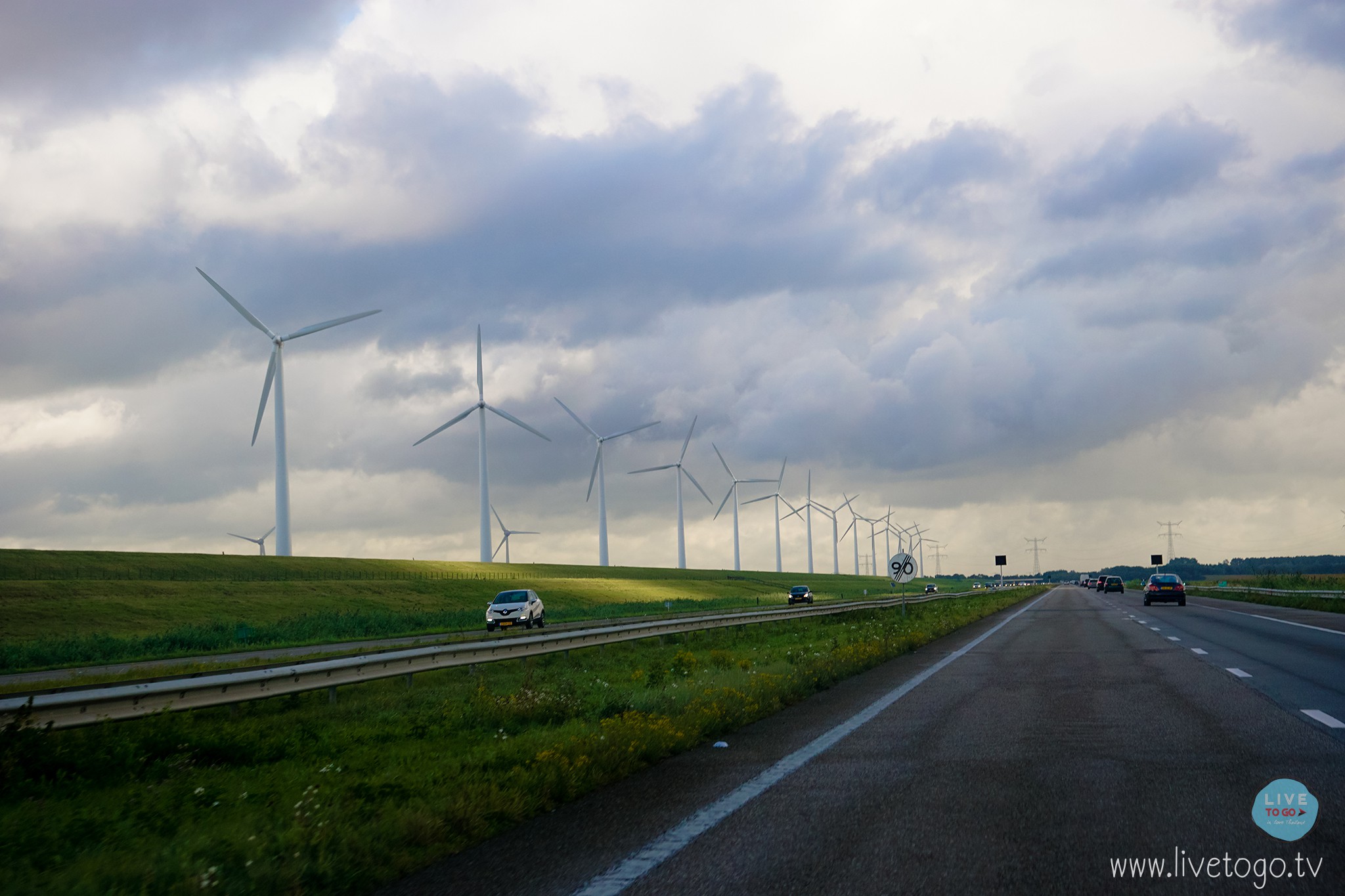 หมู่บ้านกีธูร์น GIETHOORNDSC09448_fb
