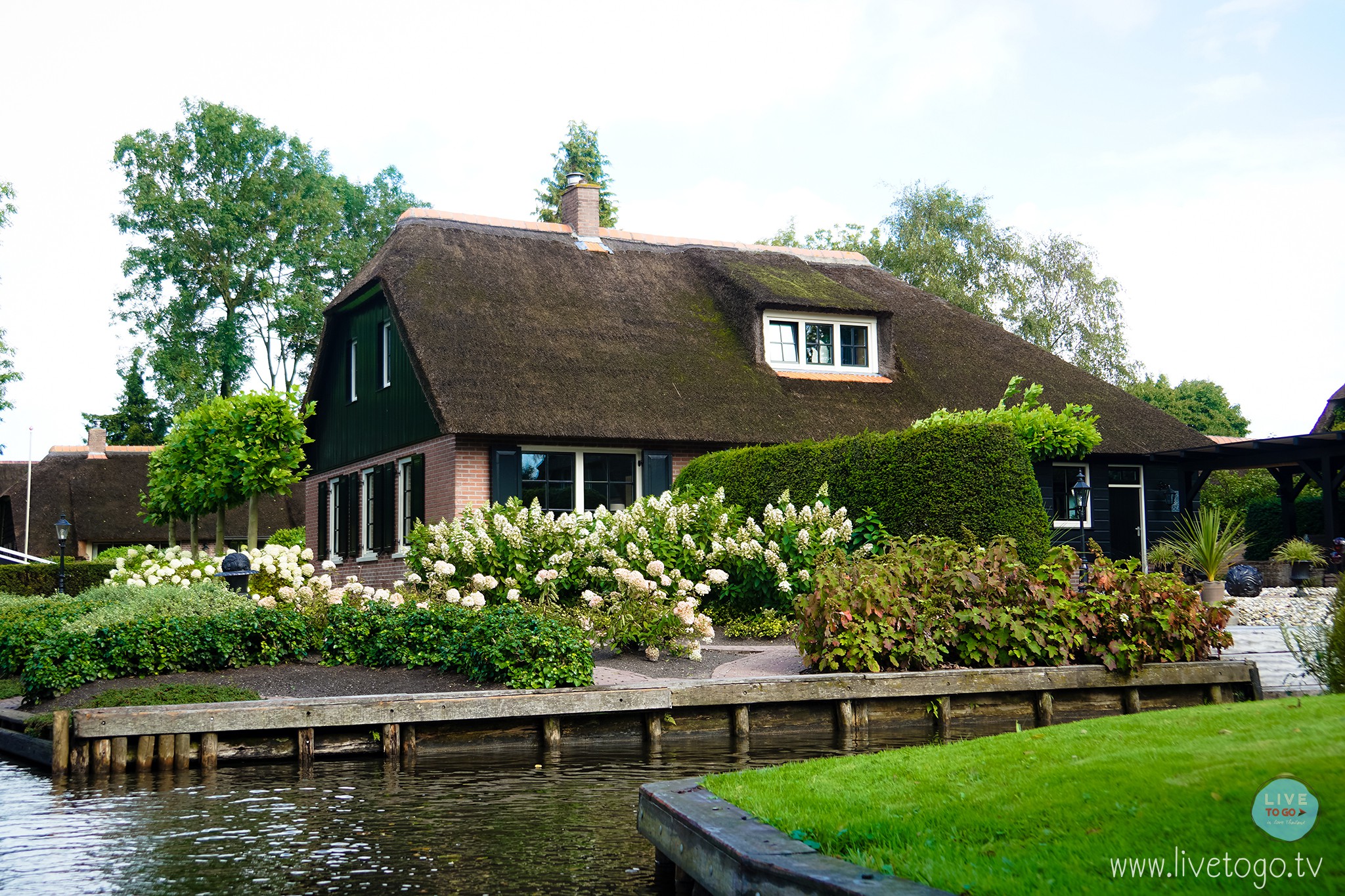 หมู่บ้านกีธูร์น GIETHOORNDSC09506_fb