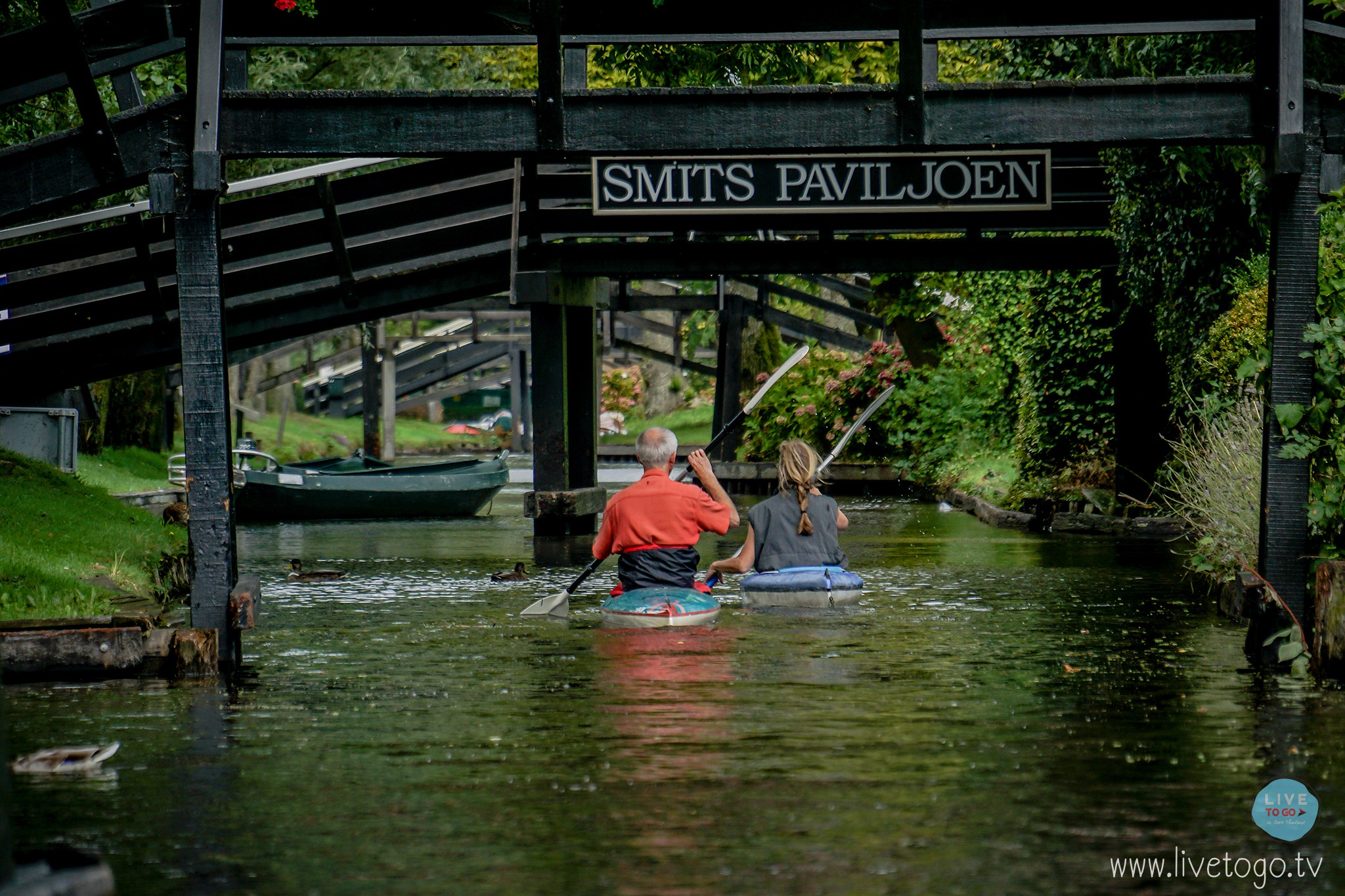 หมู่บ้านกีธูร์น GIETHOORNDSC09544_fb