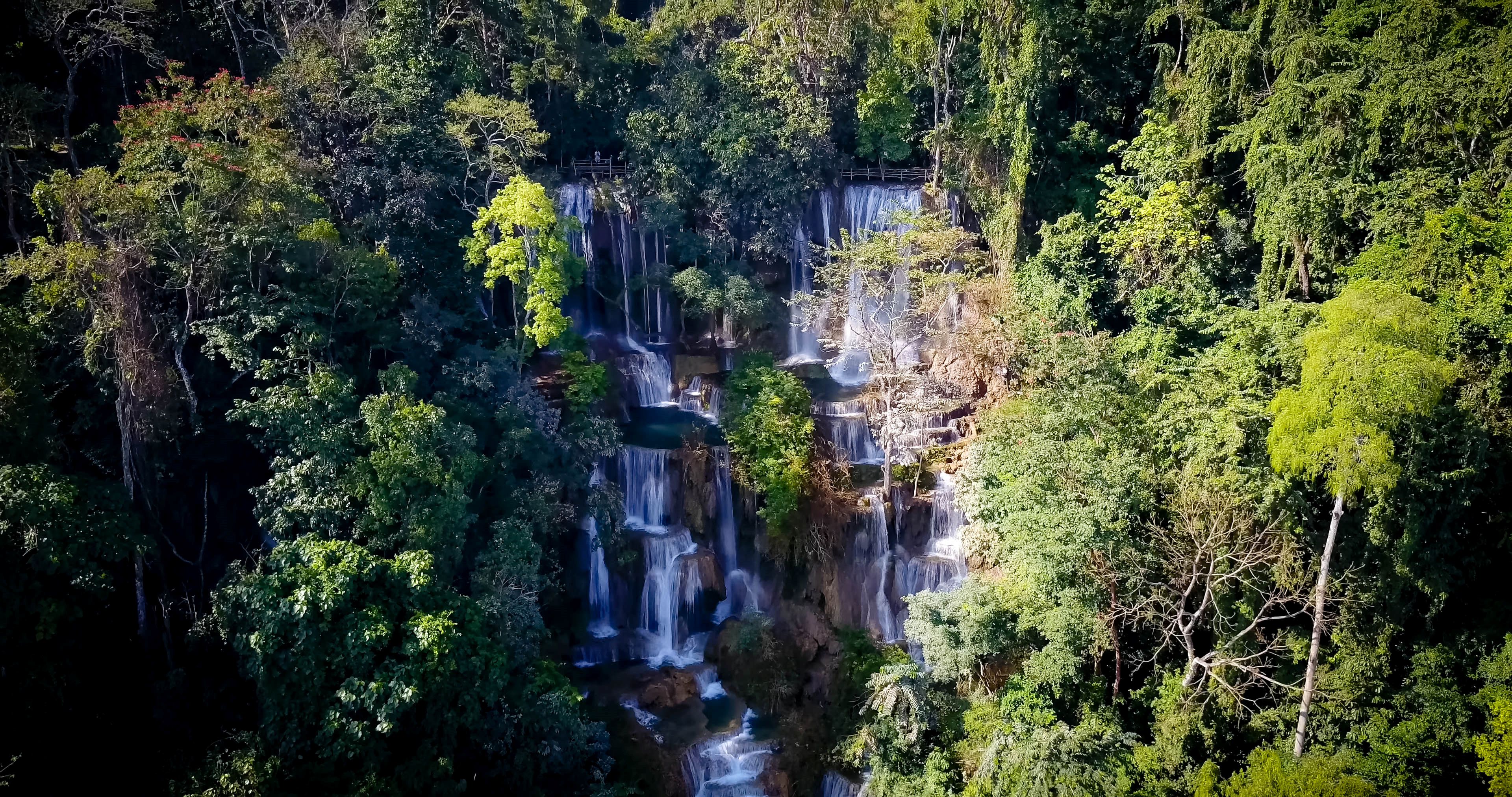 น้ำตกตาดกวางสี